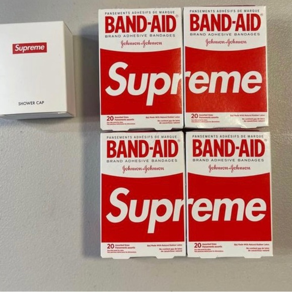 Supreme Set - Picture 2 of 3